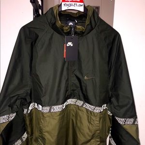 Nike SB Ishod Jacket Mens Dark Olive Block Active